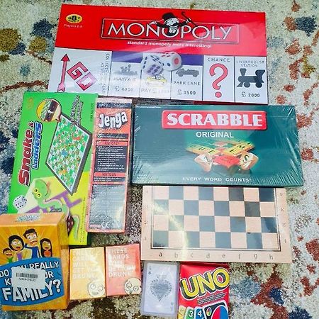 2 Bedroom Condo Vine Residences Quezon City With Pool Wifi Karaoke Board Games Netflix 외부 사진